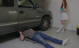 278px x 170px - Slutty Teenage Babe Showed the Mechanic a Naked Pussy Under the Skirt -  Videos - Wet Sins